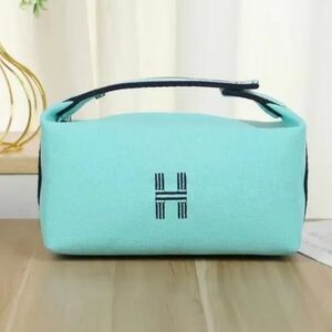 Bride à brac Canvas Makeup H initial bag Lt. blue